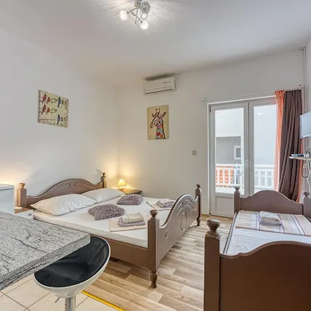 Studio Apartmani Ivanda Makarska Exterior photo