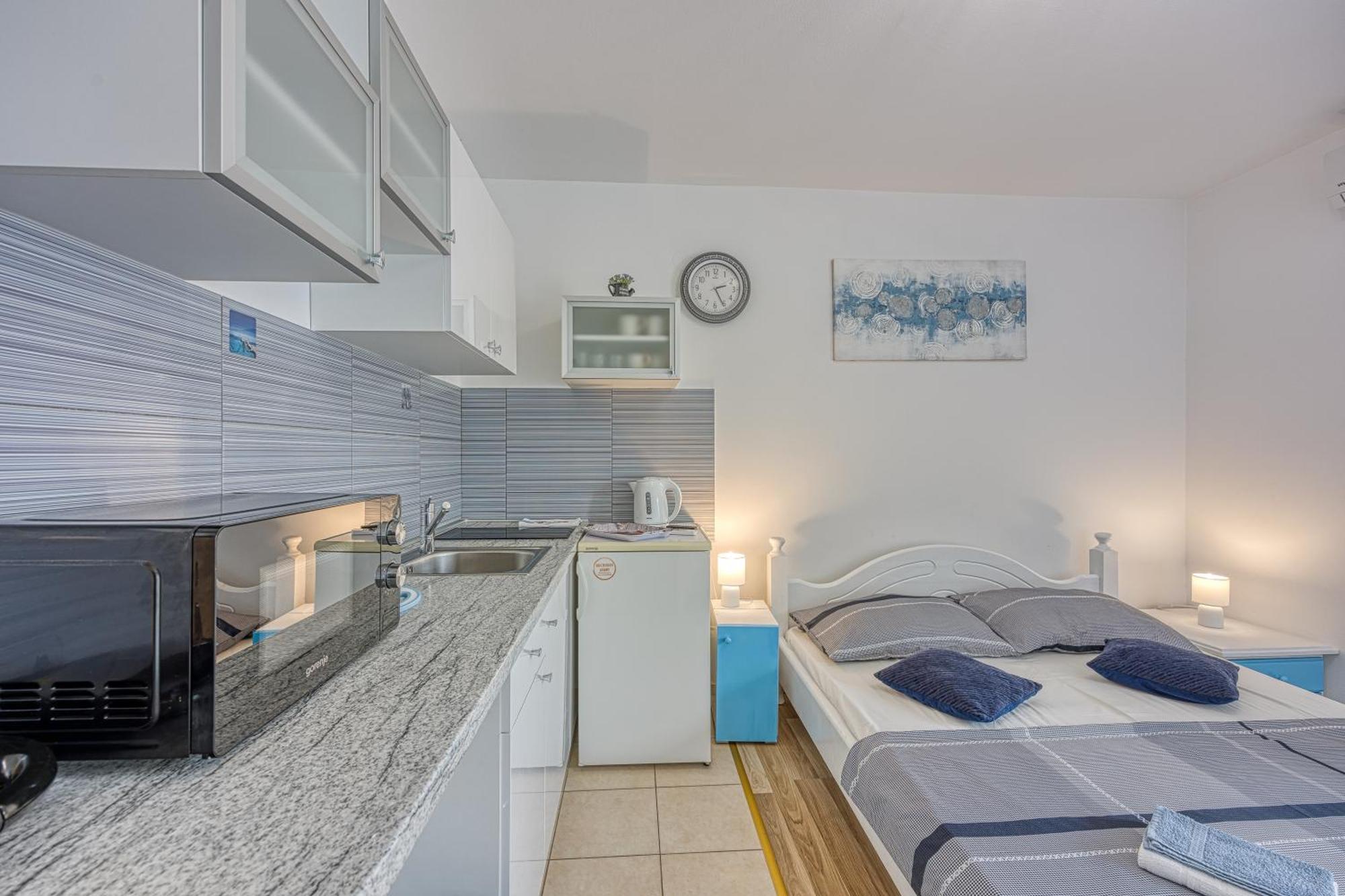 Apartment Studio Ivanda